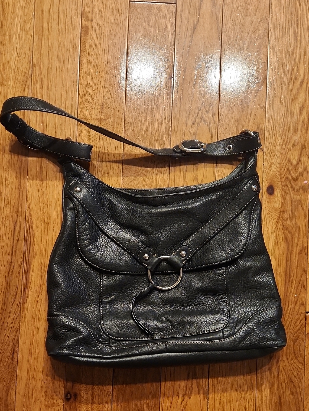 A.N.A Black Leather Shoulder Bag with Ring Hardware